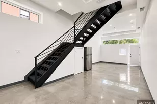 926 E 99th St, New York City, NY 11236 - Photo 10