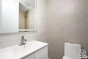 416 Lorimer St, Brooklyn, NY 11206 - Photo 8