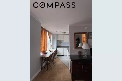 236 E 47th Street #28D, New York, NY 10017 - Photo 4