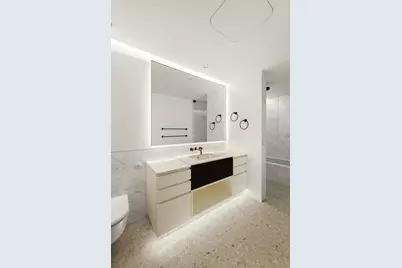 16 W 40th Street #27B, New York City, NY 10018 - Photo 8