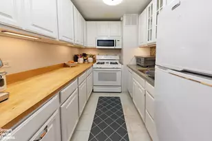 444 E 75th St, New York City, NY 10021 - Photo 4