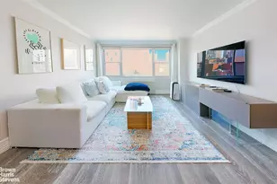444 E 75th St, New York City, NY 10021 - Photo 2