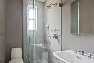 136 E 36th St, New York, NY 10016 - Photo 8