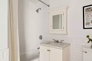 27 W 72nd St, New York, NY 10023 - Photo 10