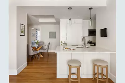 27 W 72nd Street #205, New York City, NY 10023 - Photo 2
