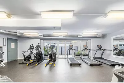 214 N 11th Street #5A, New York City, NY 11211 - Photo 24