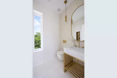 1385 Dekalb Avenue #PHA, New York City, NY 11221 - Photo 6