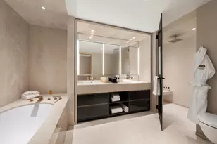 685 5th Ave, New York City, NY 10022 - Photo 4