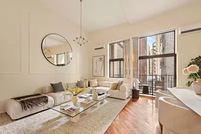 372 5th Avenue #3M, New York, NY 10018 - Photo 2