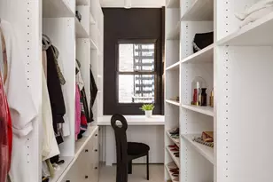 307 W 20th St, New York City, NY 10011 - Photo 4
