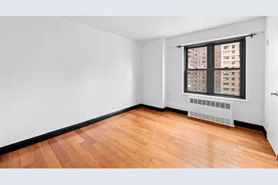 212 E Broadway #G701, New York City, NY 10002 - Photo 10