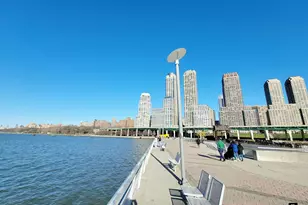 106 Central Park S, New York City, NY 10019 - Photo 18