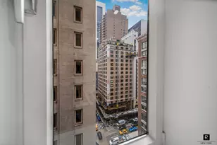 106 Central Park S, New York City, NY 10019 - Photo 4