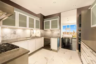 25 Columbus Cir, New York, NY 10019 - Photo 6