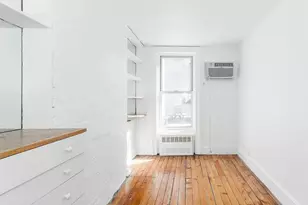 306 E 81st St, New York, NY 10028 - Photo 2