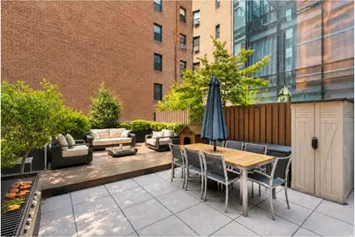 166 W 18th Street #2D, New York City, NY 10011 - Photo 2