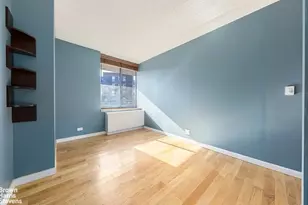 62-54 97th Pl, Rego Park, NY 11374 - Photo 6