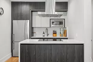 246 Maple St, New York City, NY 11225 - Photo 2