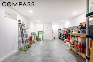 586 E 42nd St, New York City, NY 11203 - Photo 20