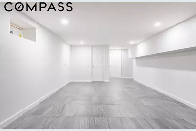 586 E 42nd Street, New York City, NY 11203 - Photo 22