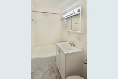 335 E 51st Street #5C, New York, NY 10022 - Photo 4