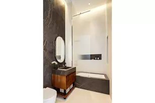 350 E 18th St, New York, NY 10003 - Photo 10