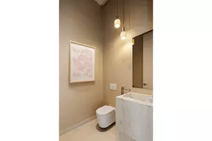 350 E 18th St, New York, NY 10003 - Photo 12