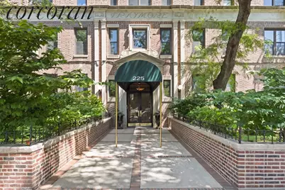 225 Eastern Parkway #5F, New York City, NY 11238 - Photo 16