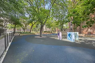 12399 Flatlands Ave, New York City, NY 11208 - Photo 14