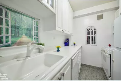 425 E 63rd Street #W5C, New York City, NY 10065 - Photo 6