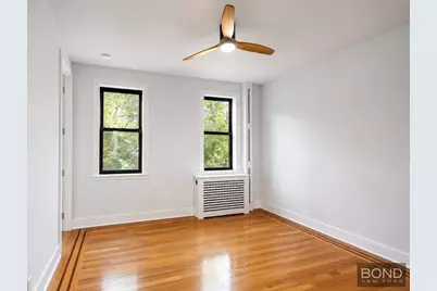 25-38 18th Street #2, New York City, NY 11102 - Photo 4