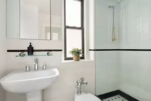 333 E 53rd St, New York, NY 10022 - Photo 6