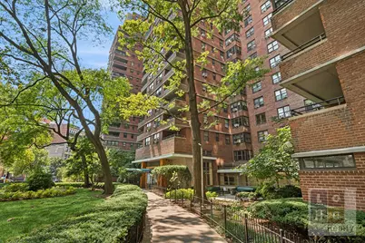 415 Grand Street #E905, New York City, NY 10002 - Photo 22