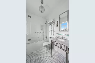 19 E 88th Street #PHD, New York City, NY 10128 - Photo 22