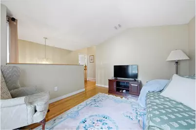 2410 Lodovick Avenue, New York City, NY 10469 - Photo 28