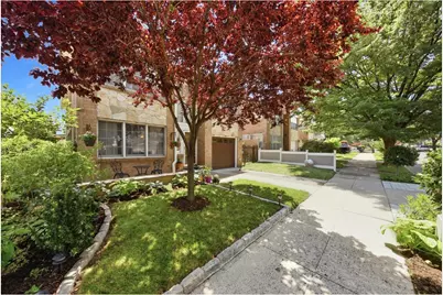 2410 Lodovick Avenue, New York City, NY 10469 - Photo 40