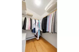 2410 Lodovick Ave, New York City, NY 10469 - Photo 26