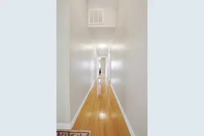 2410 Lodovick Avenue, New York City, NY 10469 - Photo 22