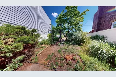 2044 Gerritsen Avenue, New York City, NY 11229 - Photo 28