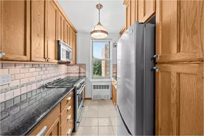 629 Kappock Street #7N, New York City, NY 10463 - Photo 6