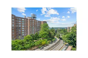 629 Kappock St, New York City, NY 10463 - Photo 12
