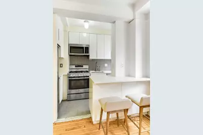333 W 56th Street #3H, New York, NY 10019 - Photo 4