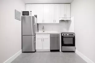416 W 23rd St, New York City, NY 10011 - Photo 4