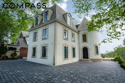 1233 Todt Hill Road, New York, NY 10304 - Photo 2