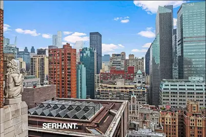 320 E 42nd Street #2318, New York City, NY 10017 - Photo 10