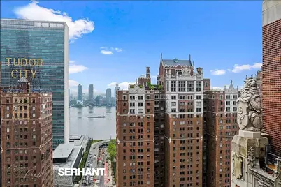 320 E 42nd Street #2318, New York City, NY 10017 - Photo 10