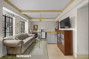 320 E 42nd St, New York City, NY 10017 - Photo 2