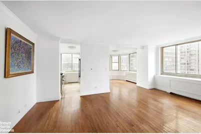 30 W 63rd Street #16H, New York City, NY 10023 - Photo 1