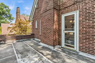 1-80 Greenway S, New York City, NY 11375 - Photo 18