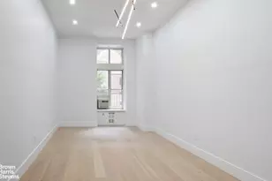 23 Waverly Pl, New York, NY 10003 - Photo 2